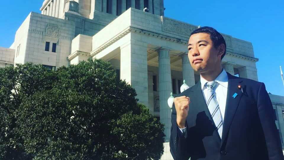 衆議院が解散しました。