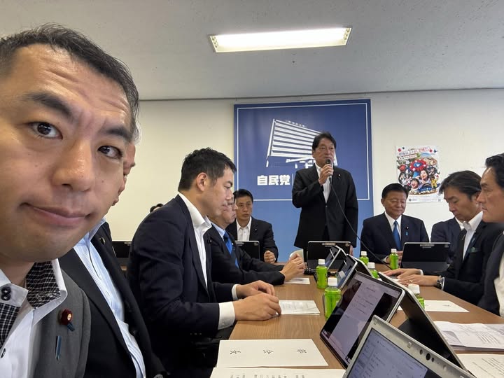 明日から総裁選
