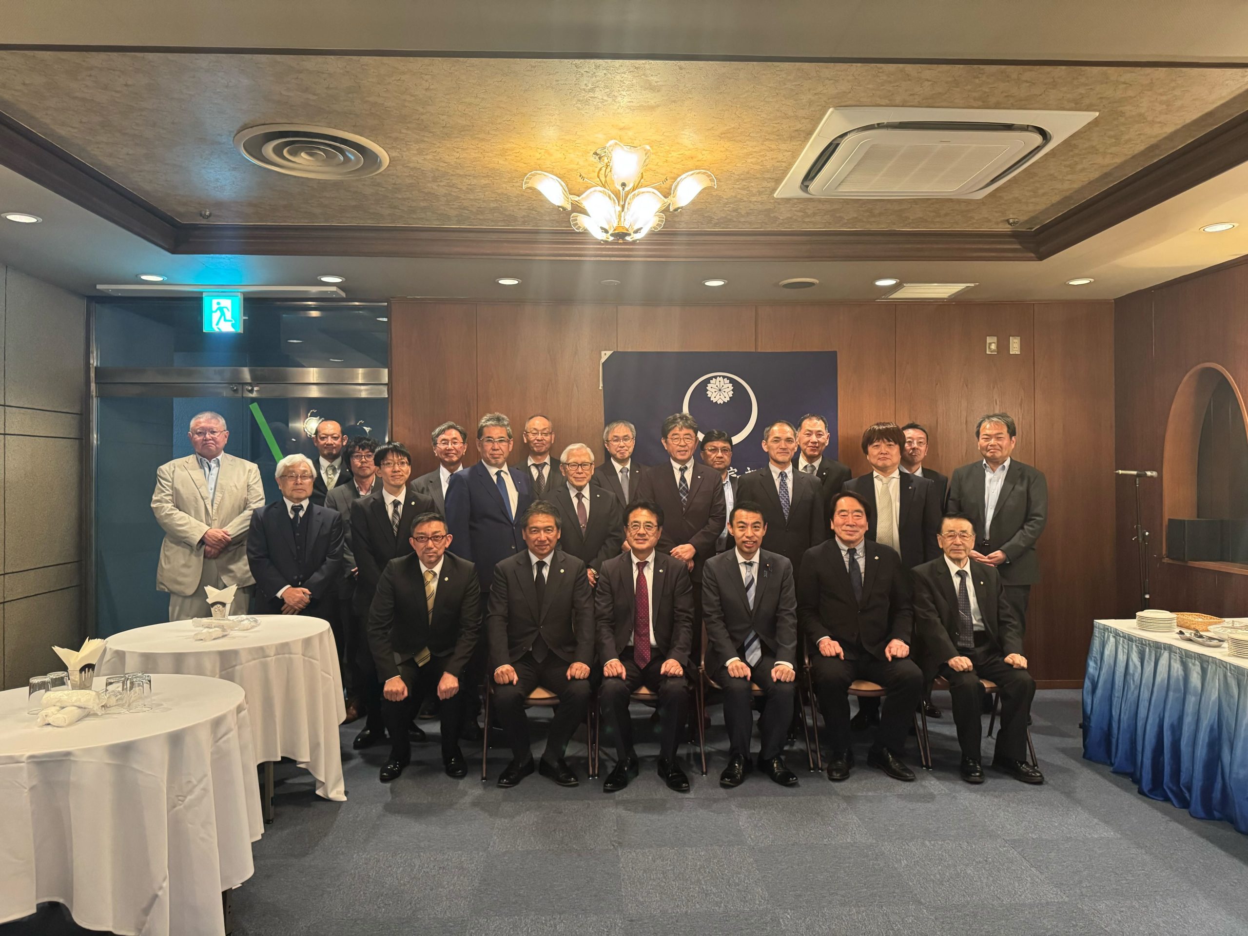 税理士の先生たちが作って頂いた私の後援会の総会を開催