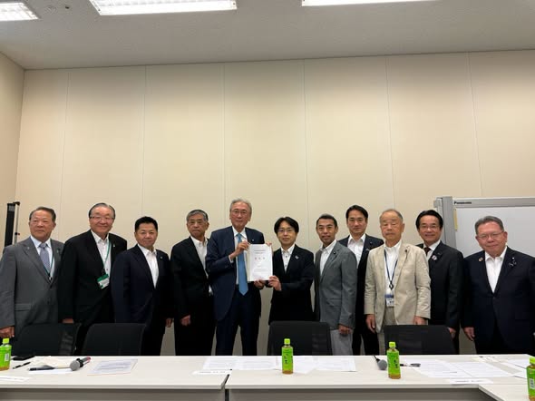 「三河東美濃 新産業未来創出道路議員連盟」を設立しました